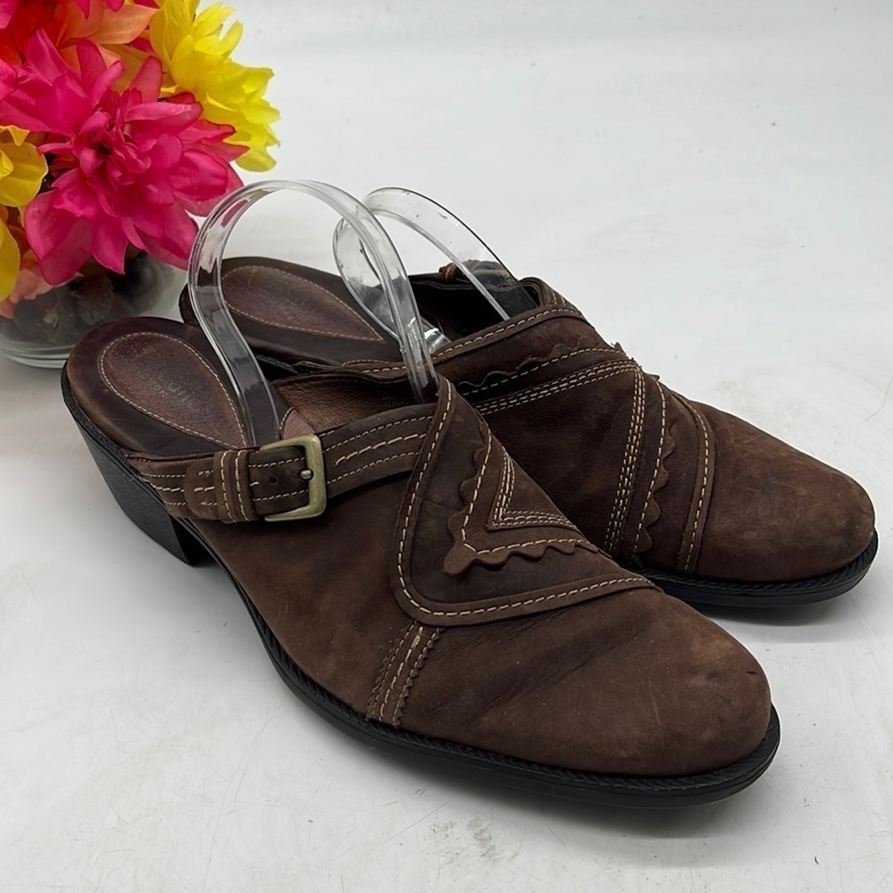 Clarks Artisan Brown Suede Slip On Mules Size 11 CM4591